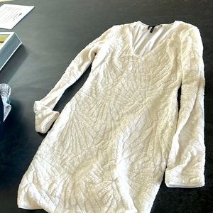 Beautiful dress, worn once for a bridal event!!